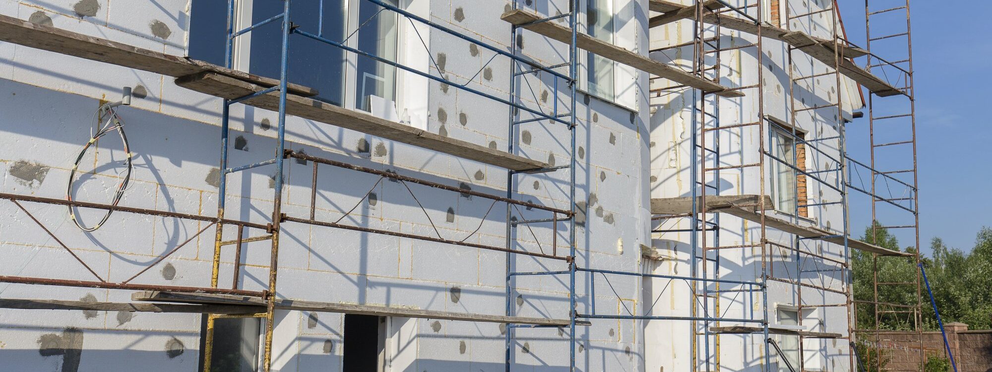 PHOTO 2000X750 | Régio façade Quels sont les avantages d’un ravalement de façade pour l’isolation thermique ? Pfastatt