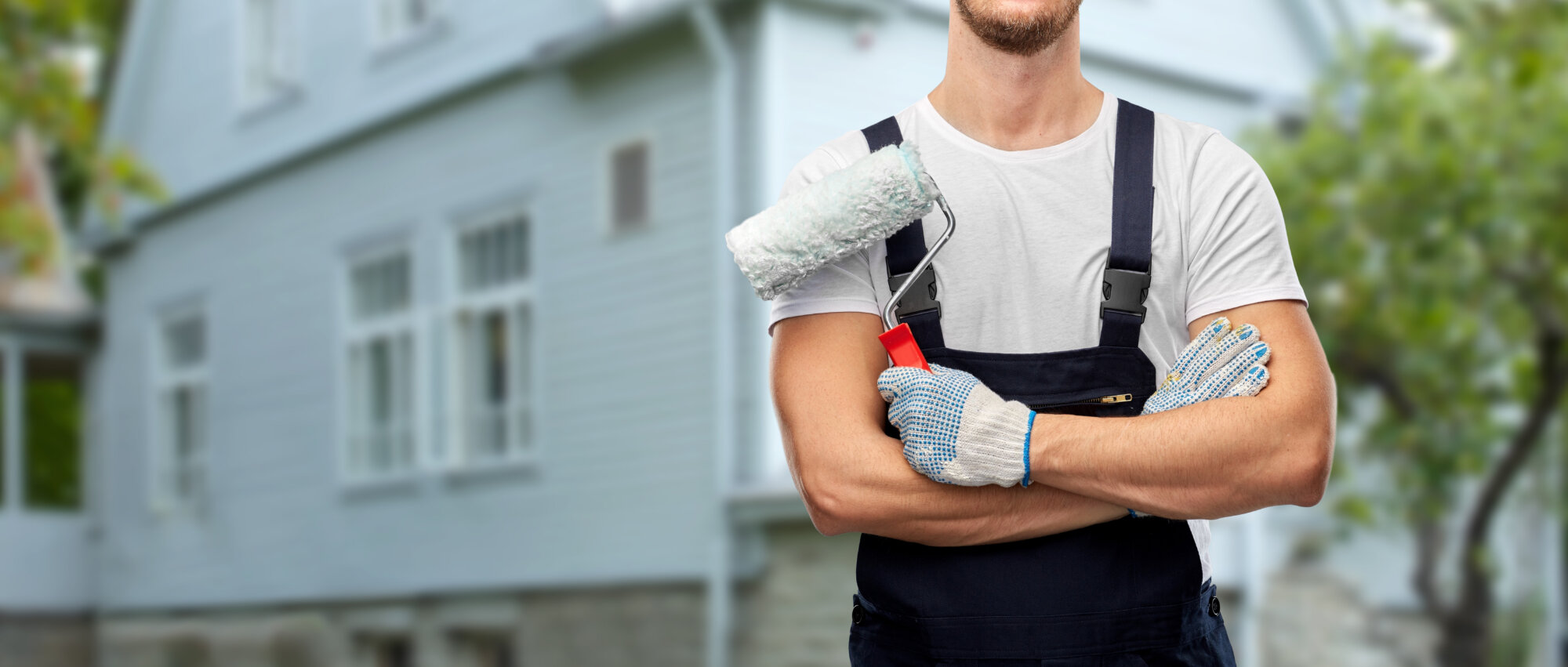 Comment préparer efficacement la surface avant de peindre l’extérieur de votre maison ? Thann